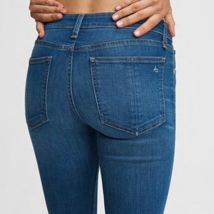 Rag & Bone Cate Mid-Rise Skinny - Cliff
Slim Fit Ankle Mid Indigo Jean